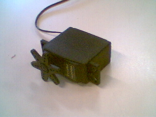 Servo.jpg (44320 octets)