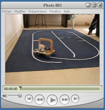 VideoRobotAA.jpg (95072 octets)